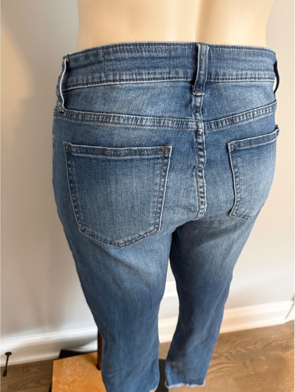 Pistola Women's Skinny Jeans Size 28 in Dark Blue Wash - Picture 3 of 12
